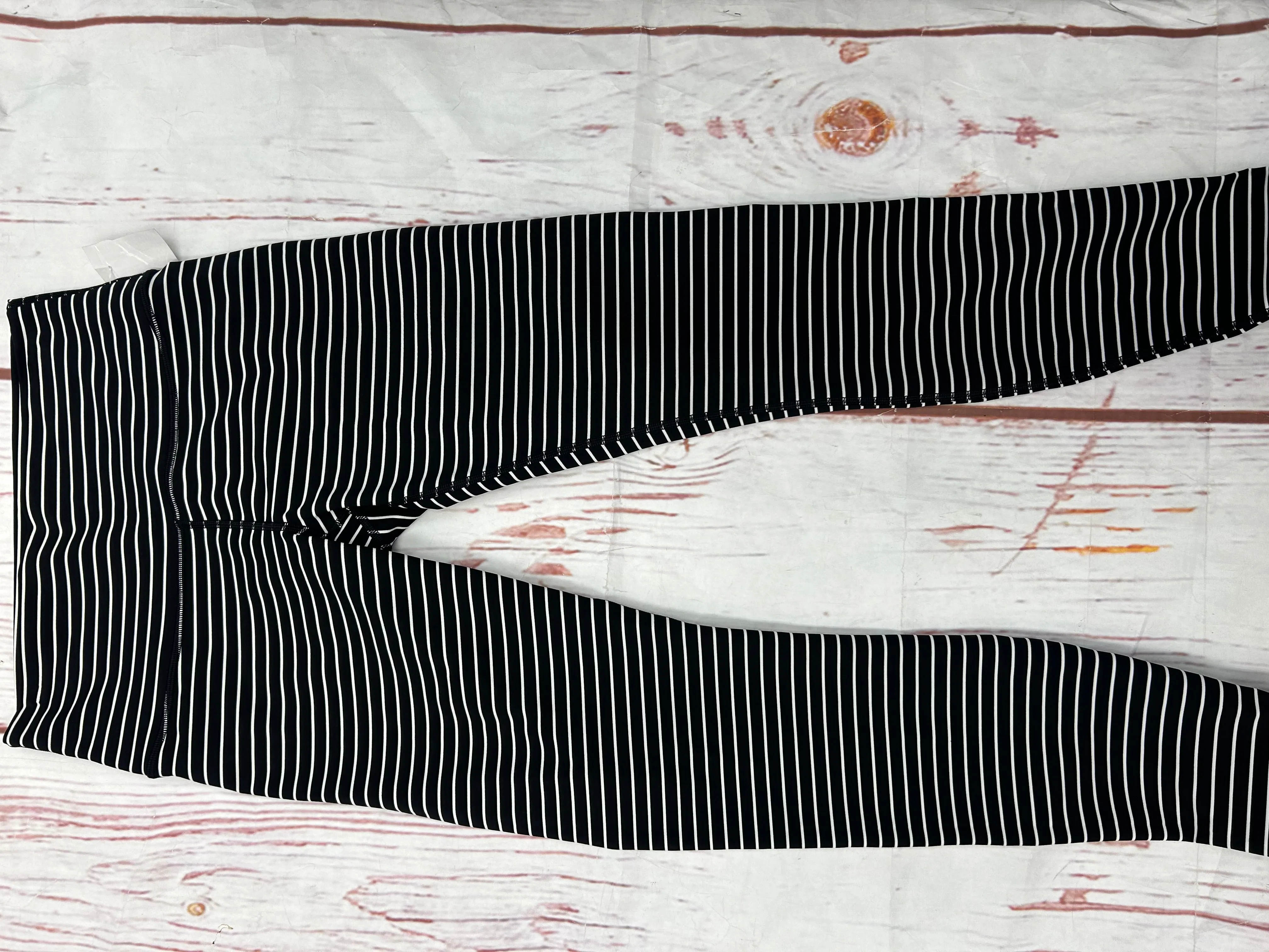 Athletic Leggings By Lululemon In Black White, Size: 8