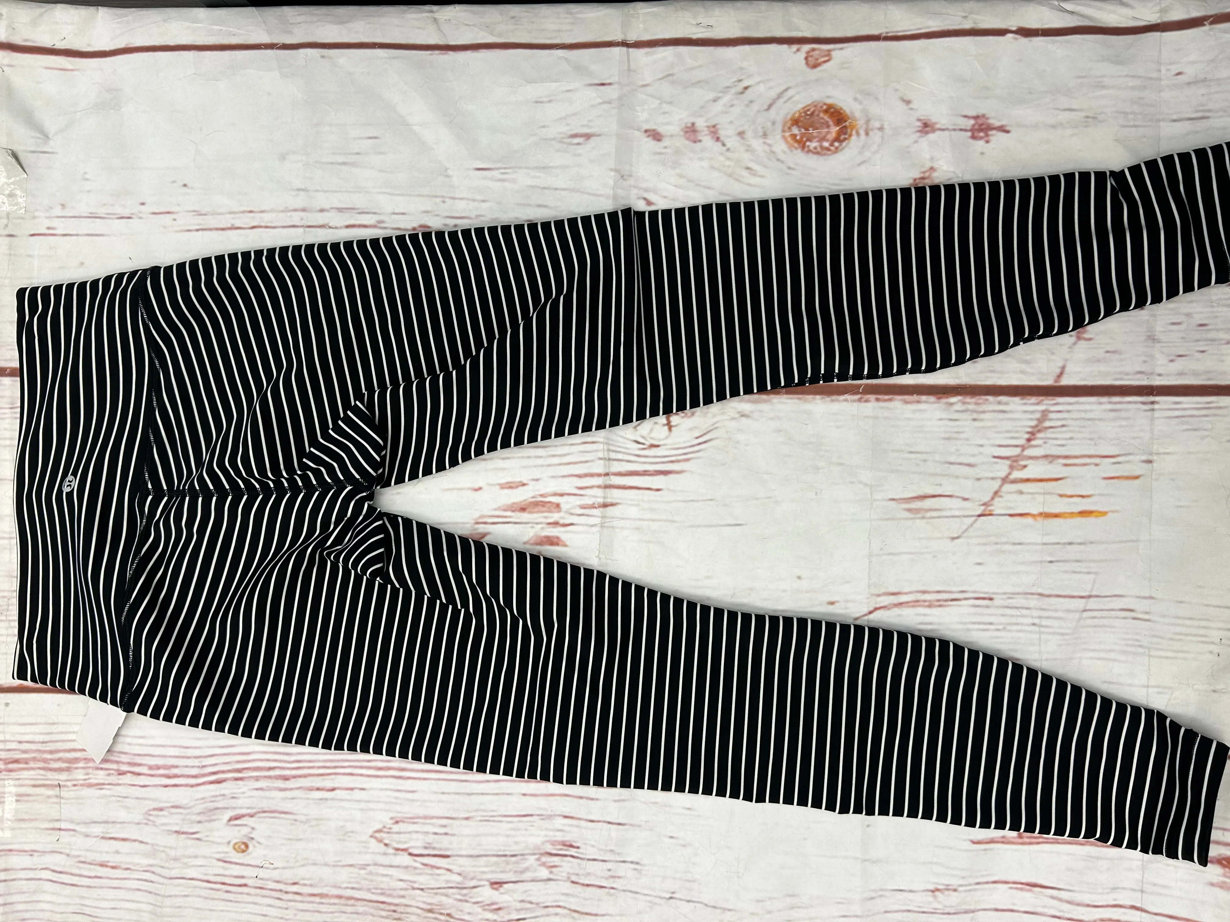 Athletic Leggings By Lululemon In Black White, Size: 8